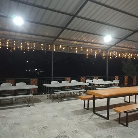 Villa Chacha At Macarena, Megamendung Kültér fotó